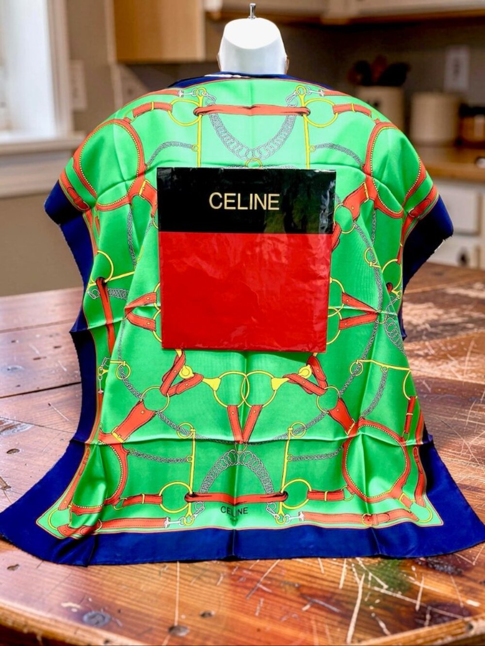 Great Gift W/ Box Celine Paris 100% Silk scarf 34" Blue Green Red Italy Made(22
